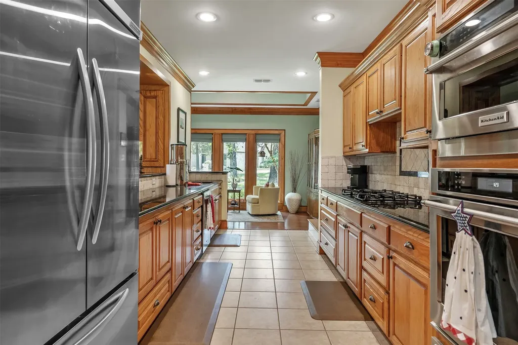 100 Red Oak Bullard TX 75757