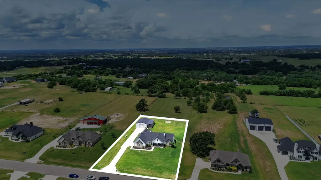 165 Quail Ridge Court Decatur TX 76234