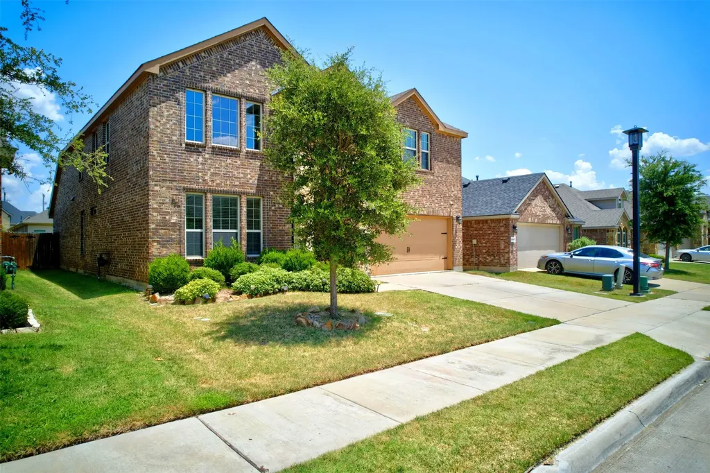 2113 Lake Hawthorne Trail Little Elm TX 75068