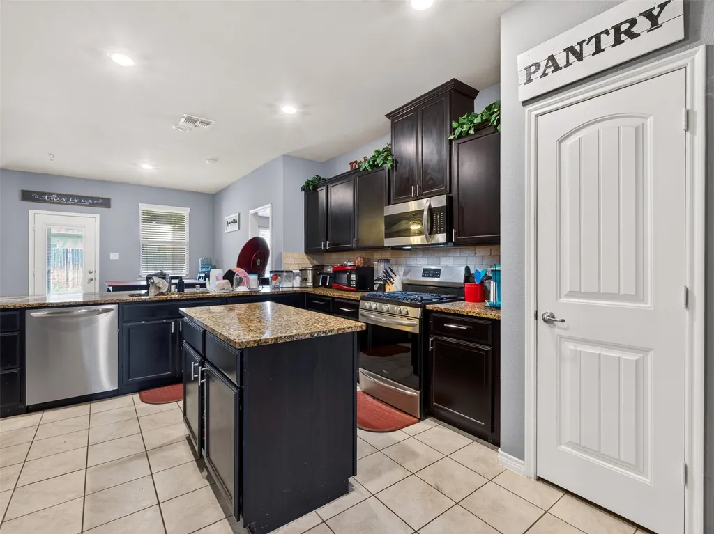 2113 Lake Hawthorne Trail Little Elm TX 75068