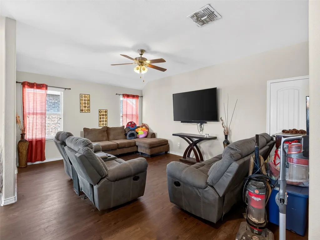 2113 Lake Hawthorne Trail Little Elm TX 75068