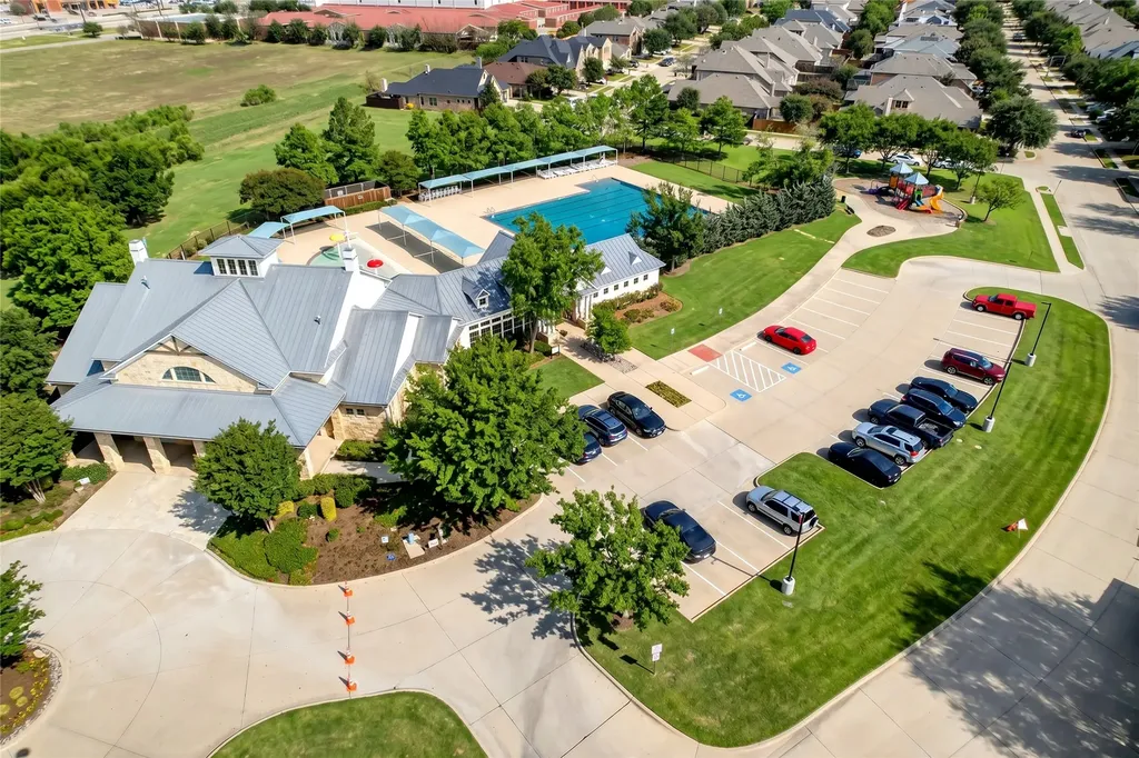 2113 Lake Hawthorne Trail Little Elm TX 75068