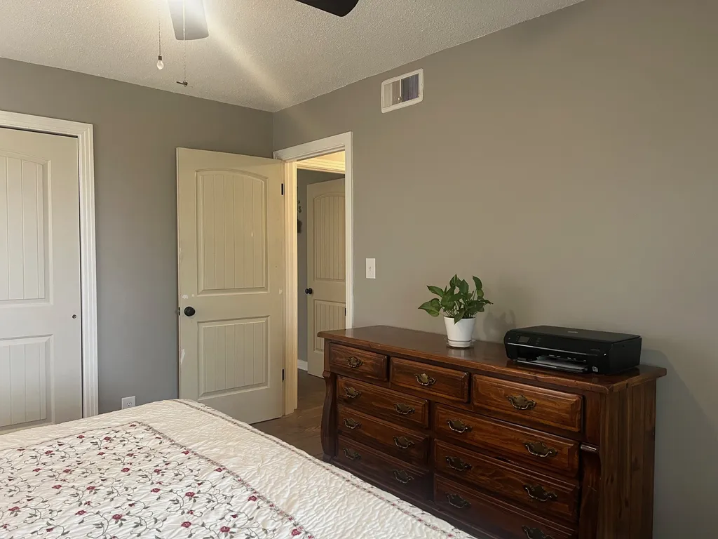 1305 Hillcrest Drive Graham TX 76450
