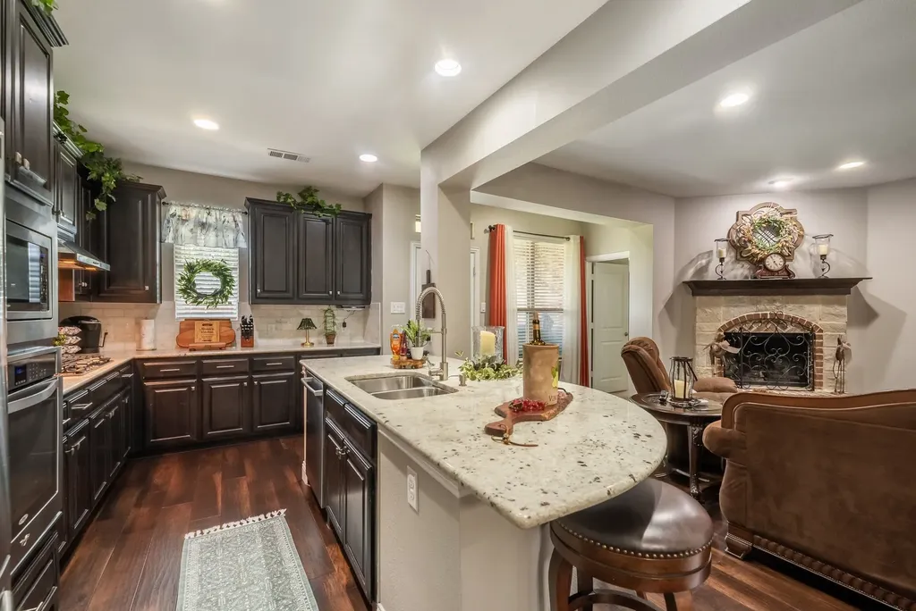 11616 Twining Branch Circle Fort Worth TX 76052