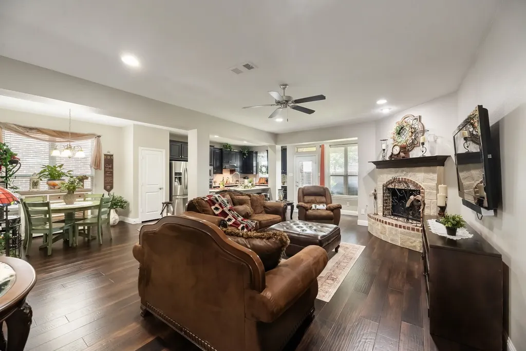 11616 Twining Branch Circle Fort Worth TX 76052