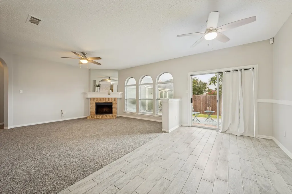 100 Bullava Court Crowley TX 76036