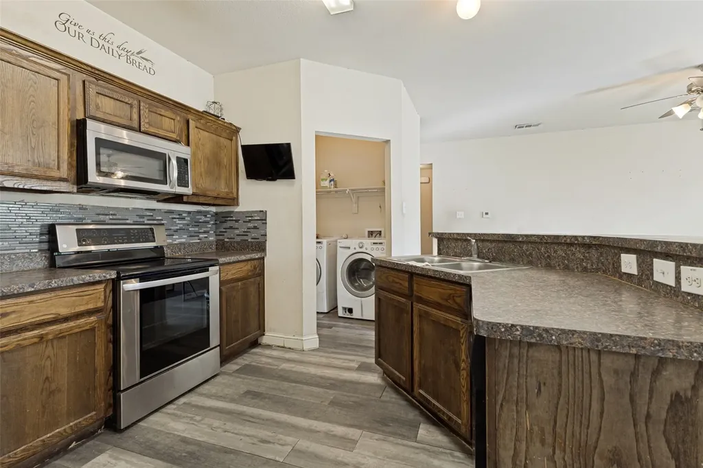 13219 Alsatian Court Dallas TX 75253