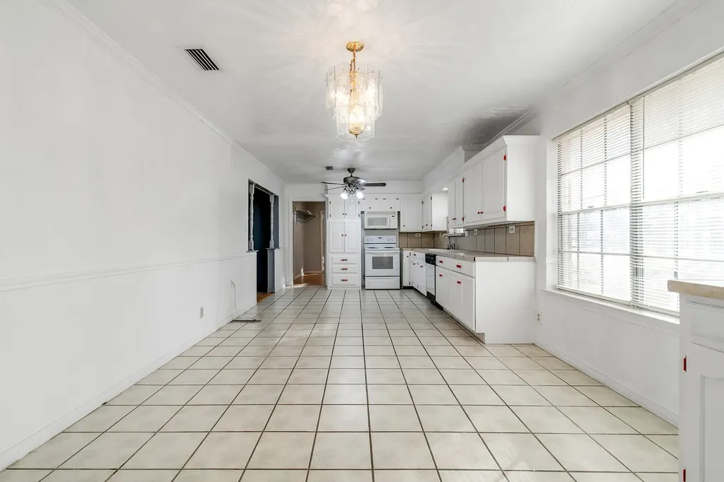 402 Baseline Road Krugerville TX 76227