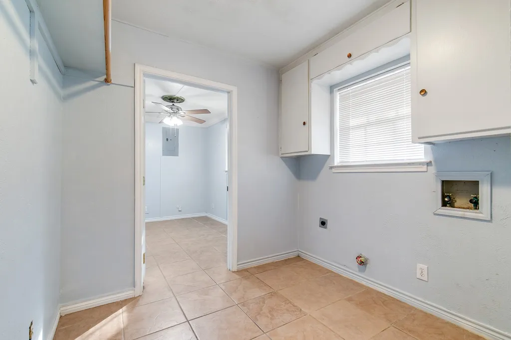 402 Baseline Road Krugerville TX 76227