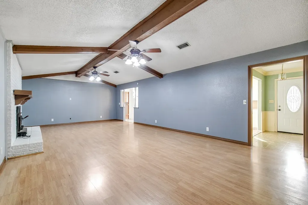 402 Baseline Road Krugerville TX 76227