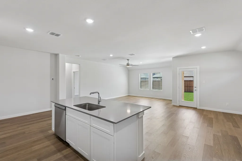 1512 Mahogany Avenue Alvarado TX 76009