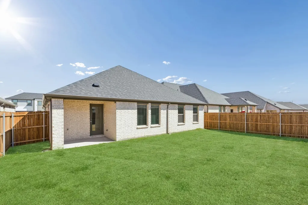 1512 Mahogany Avenue Alvarado TX 76009