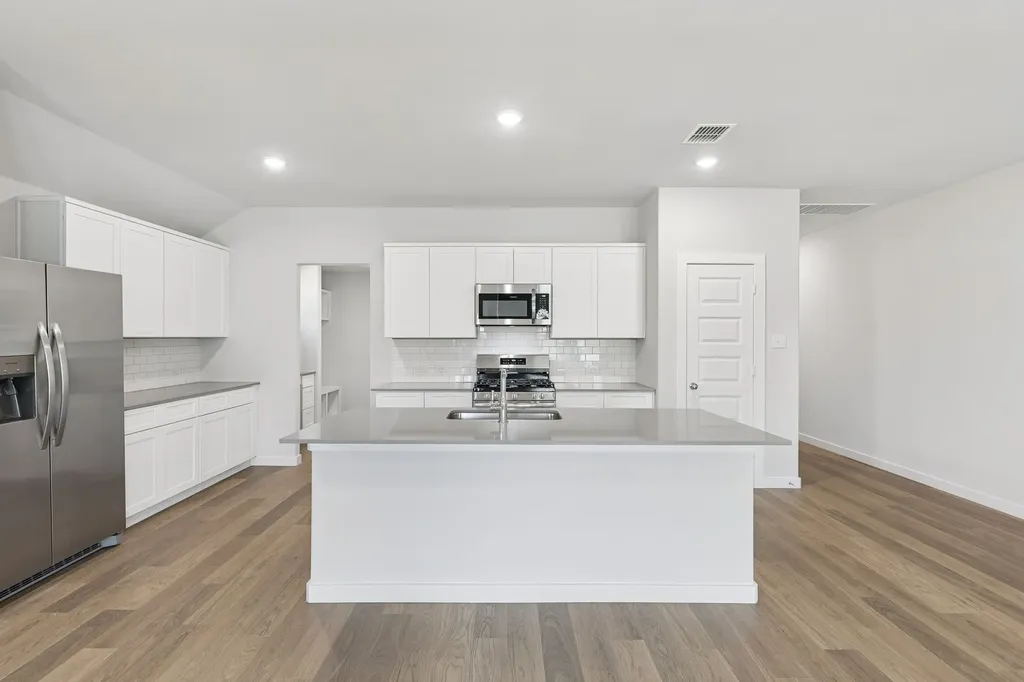 1512 Mahogany Avenue Alvarado TX 76009