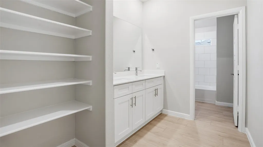 6857 Brahman Drive Arlington TX 76001