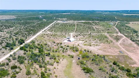 132 Anderson Road Wingate TX 79566