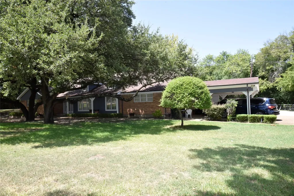 1329 S Belt Line Road Mesquite TX 75149