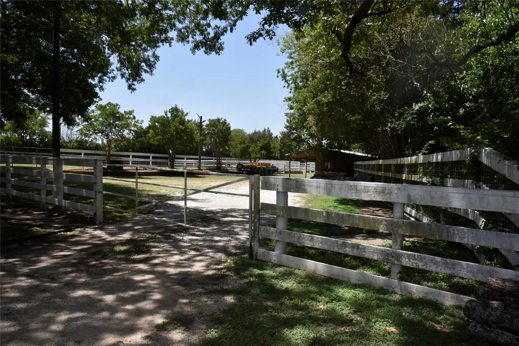 1329 S Belt Line Road Mesquite TX 75149