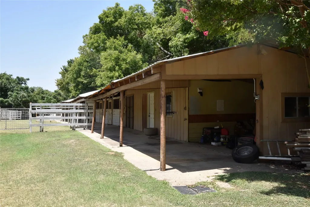 1329 S Belt Line Road Mesquite TX 75149