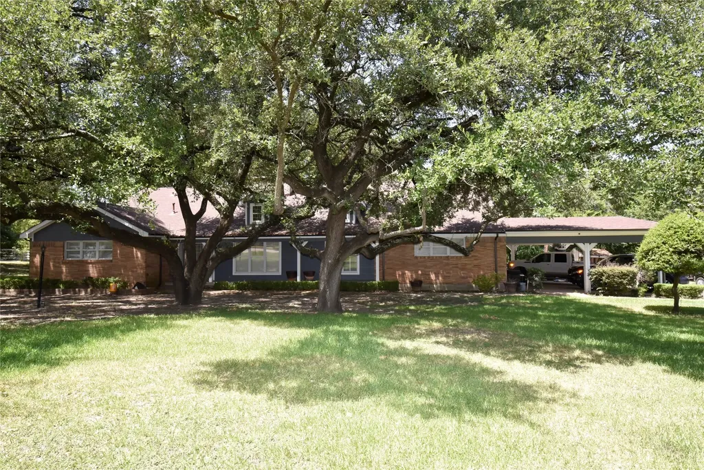 1329 S Belt Line Road Mesquite TX 75149