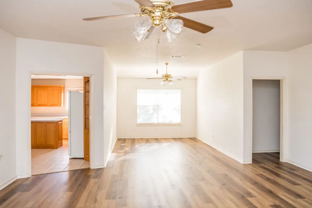 1193 County Road 318 Glen Rose TX 76043