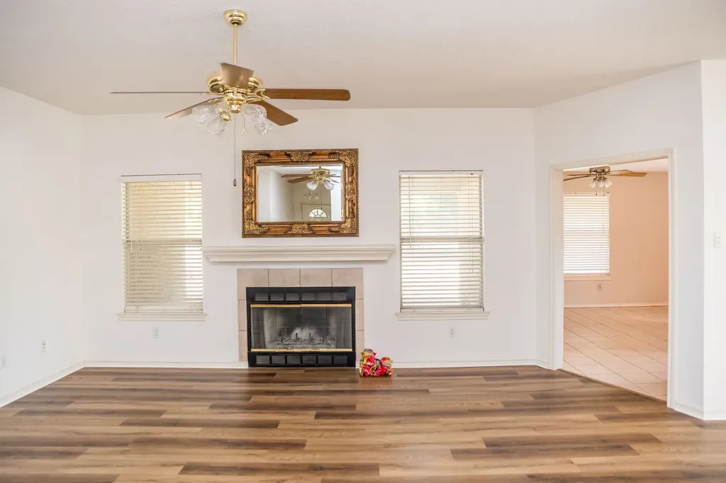 1193 County Road 318 Glen Rose TX 76043