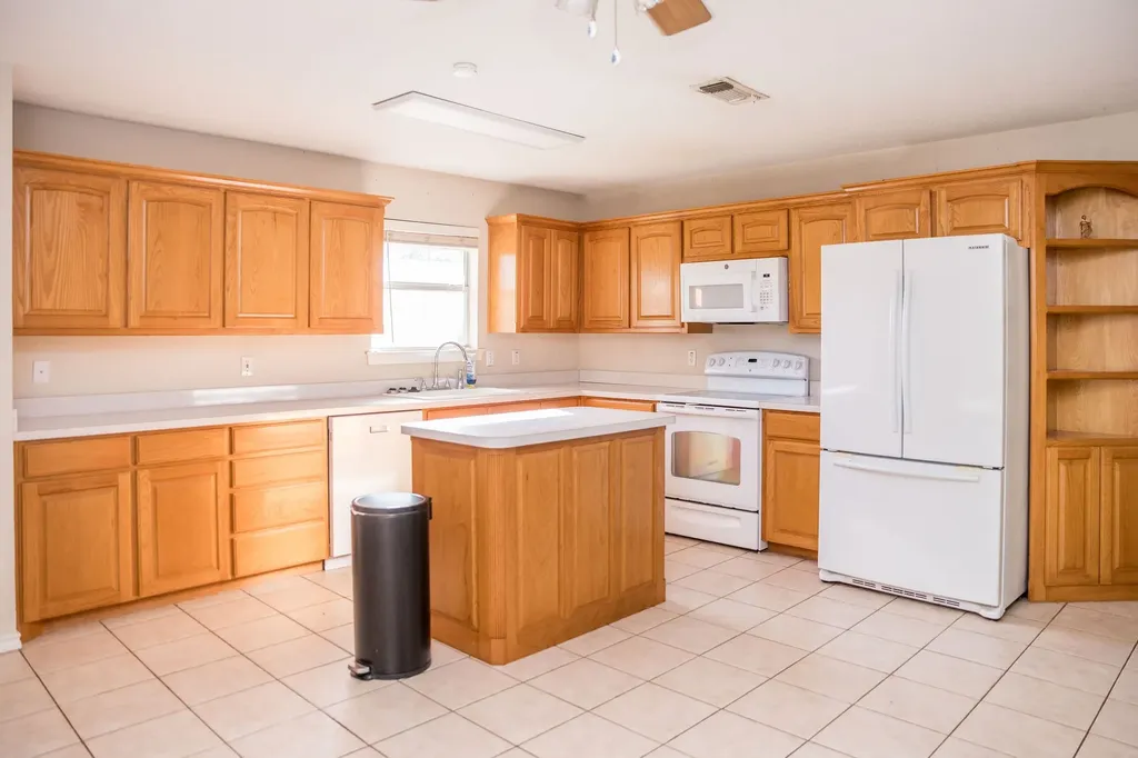 1193 County Road 318 Glen Rose TX 76043