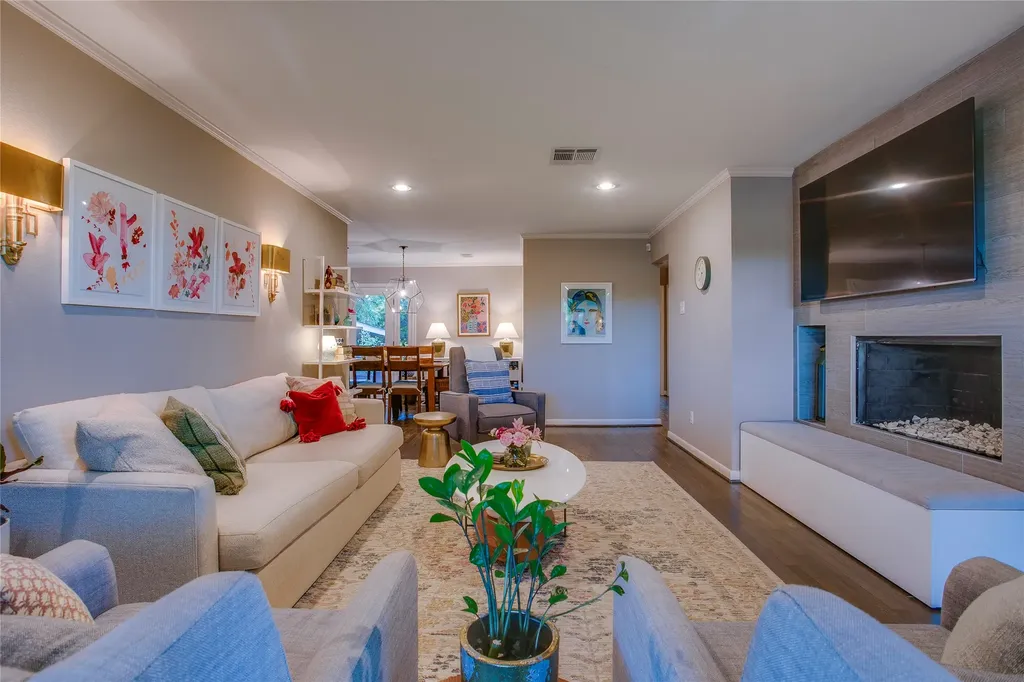 9039 Lanshire Drive Dallas TX 75238