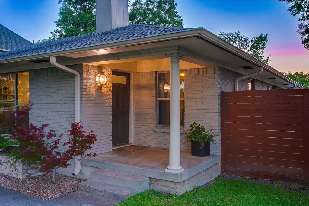 9039 Lanshire Drive Dallas TX 75238