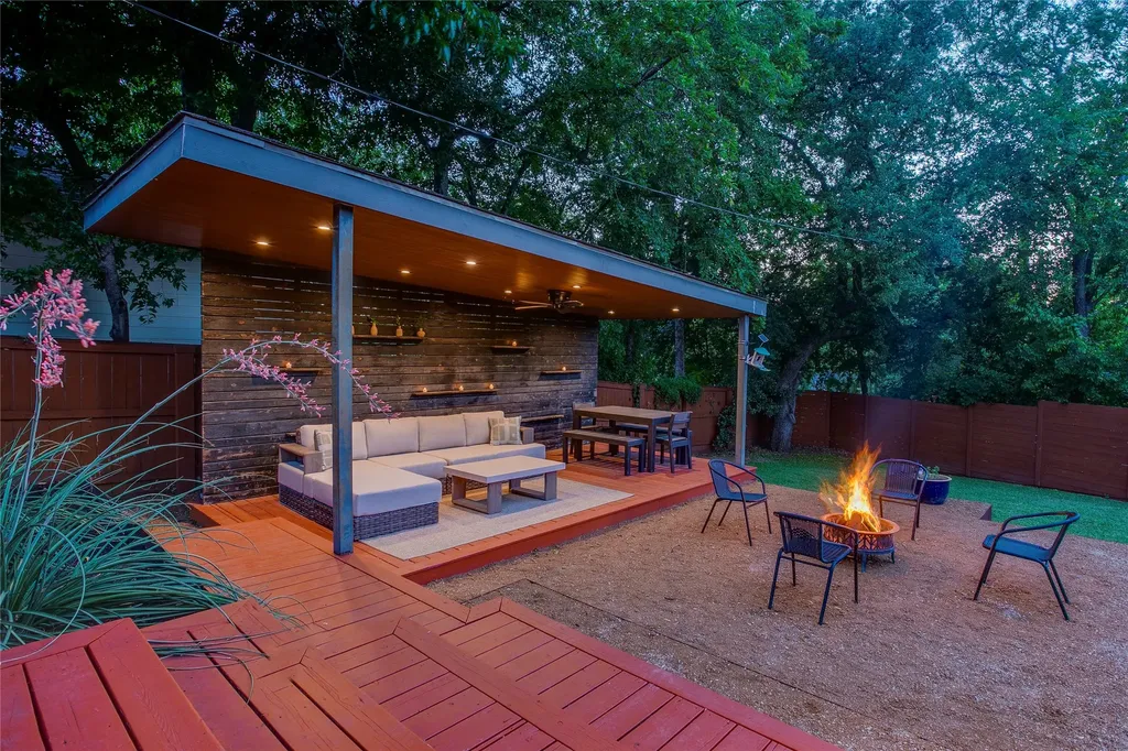9039 Lanshire Drive Dallas TX 75238