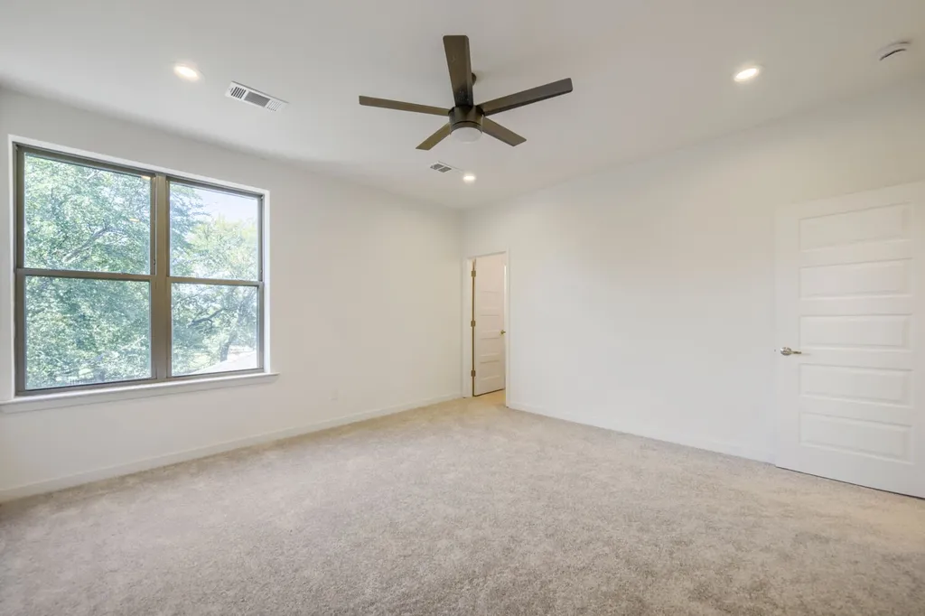 7305 Charbonneau Road Lake Worth TX 76135