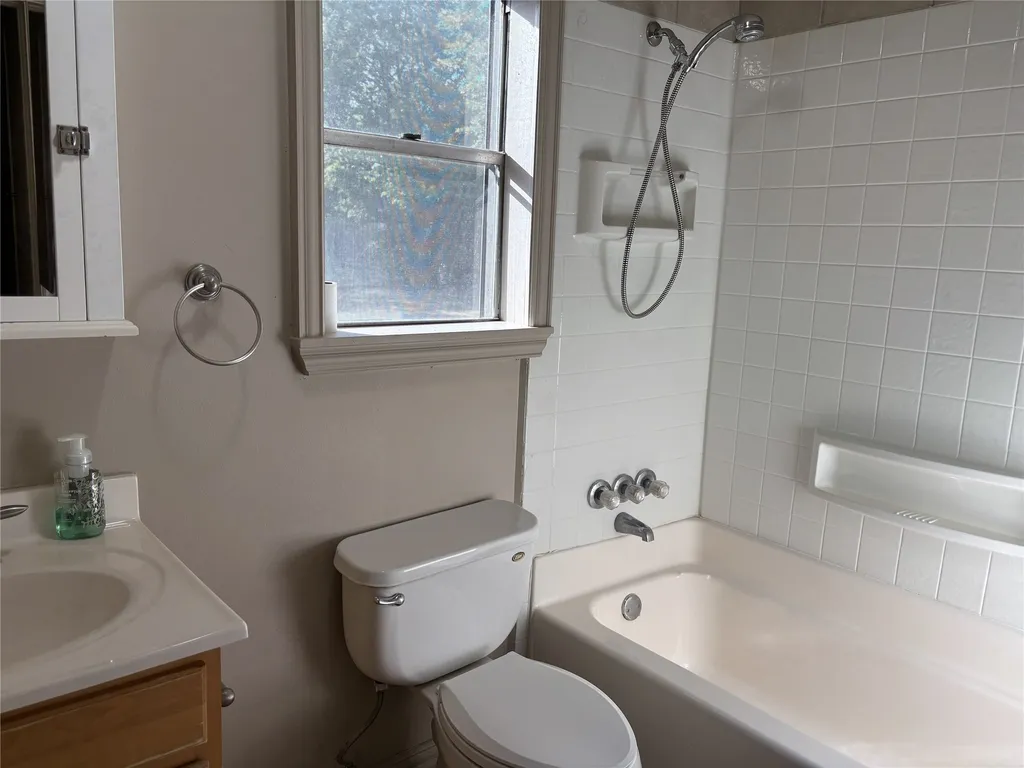 2535 Red Bud Trail Quinlan TX 75474