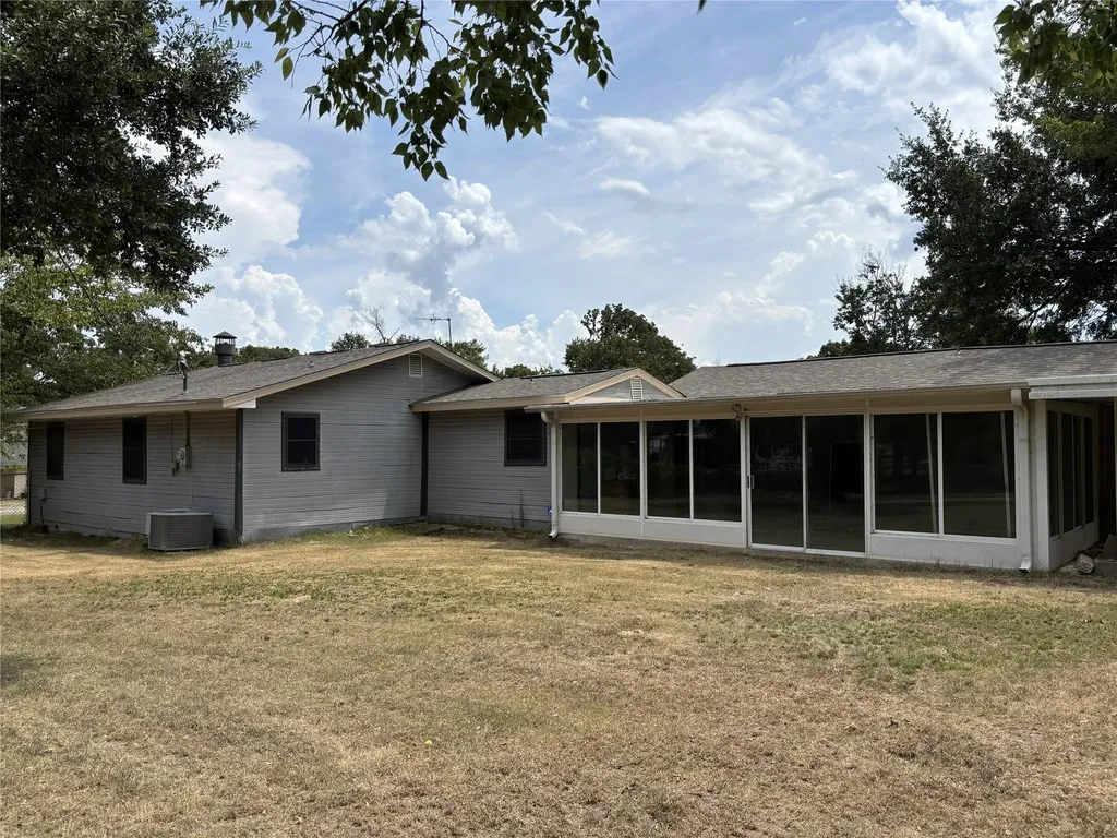 2535 Red Bud Trail Quinlan TX 75474
