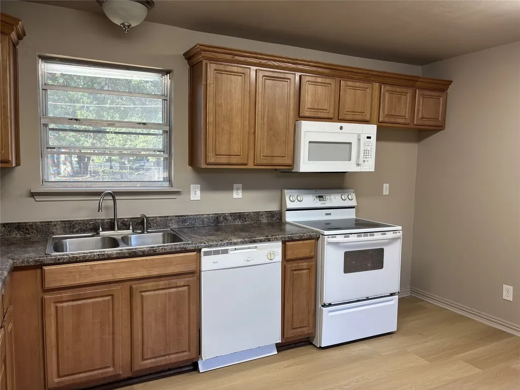 2535 Red Bud Trail Quinlan TX 75474
