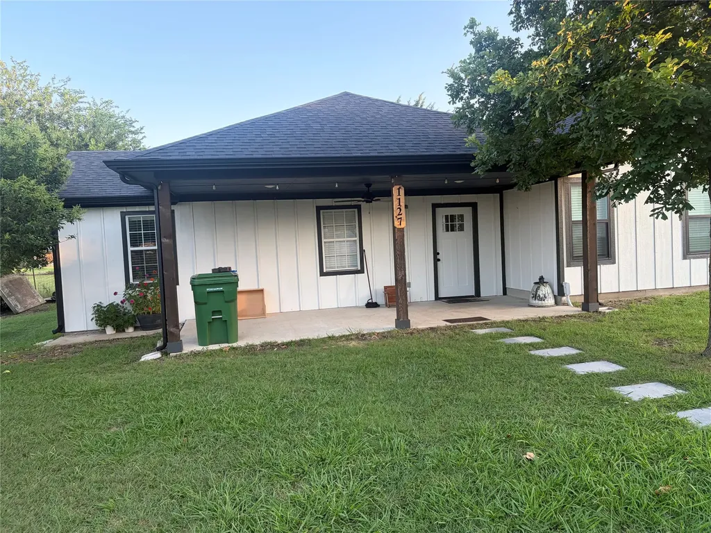 1131 W Sterrett Road Waxahachie TX 75167