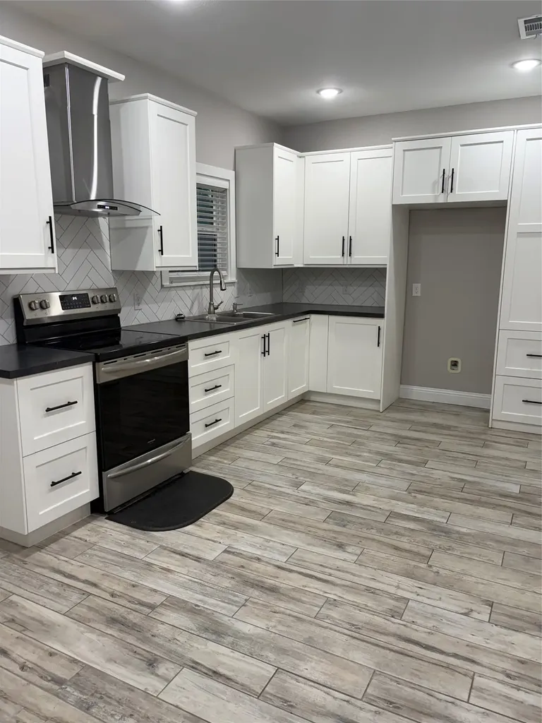 1131 W Sterrett Road Waxahachie TX 75167