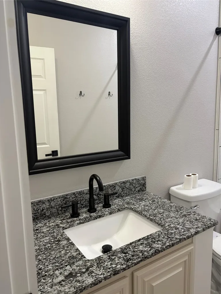 1131 W Sterrett Road Waxahachie TX 75167