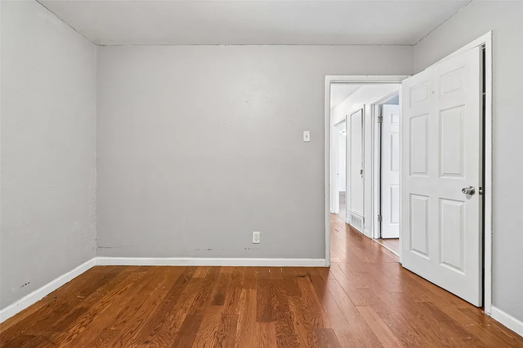 13905 Albemarle Drive Farmers Branch TX 75234