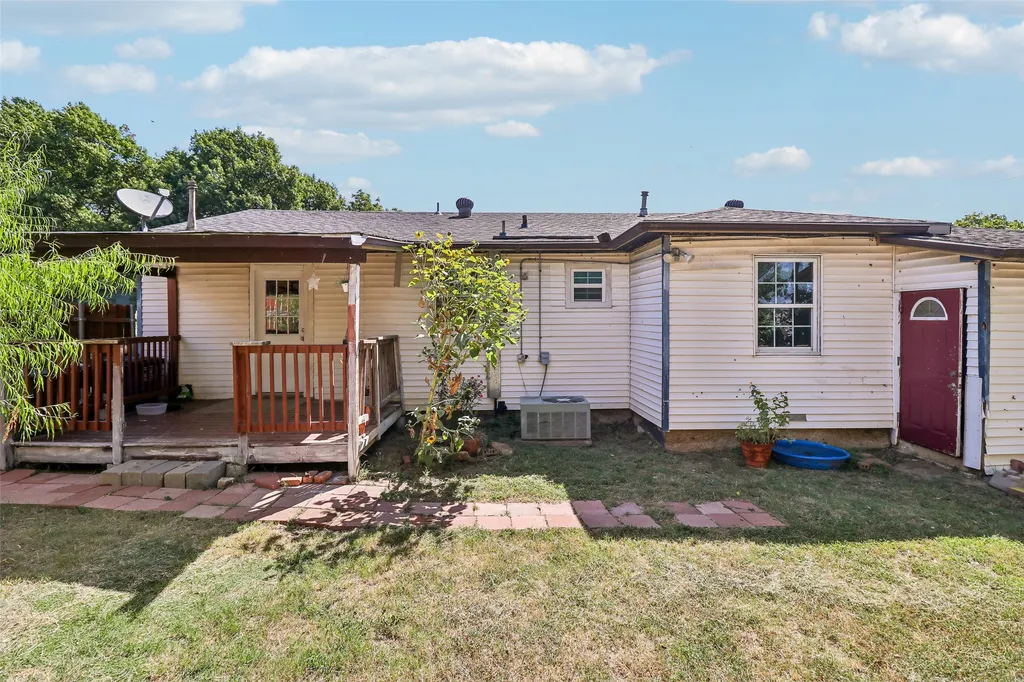 13905 Albemarle Drive Farmers Branch TX 75234