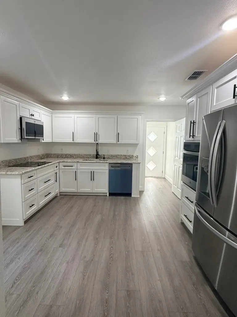 304 N Connett Street Leonard TX 75452