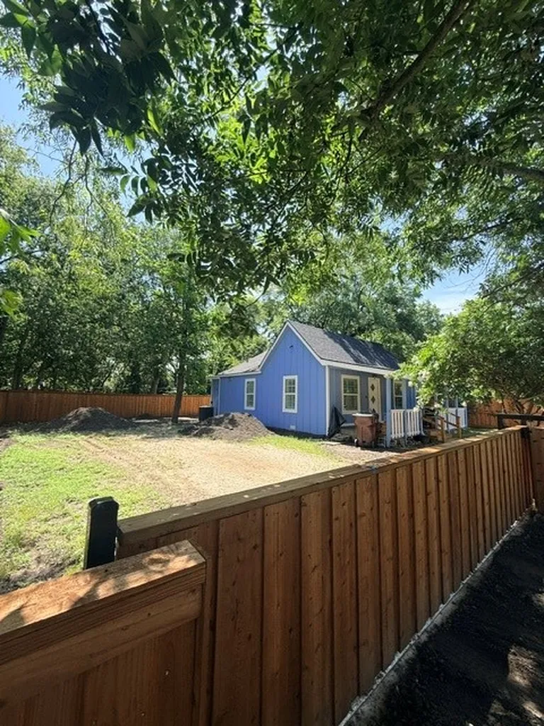 304 N Connett Street Leonard TX 75452