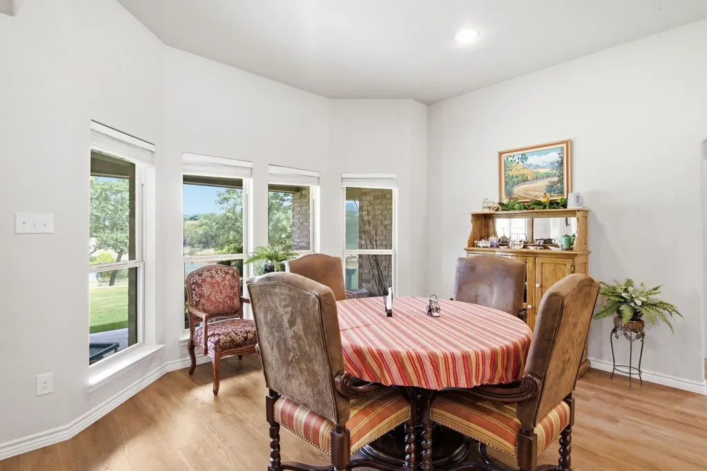 640 Sunfish Point Bluff Dale TX 76433
