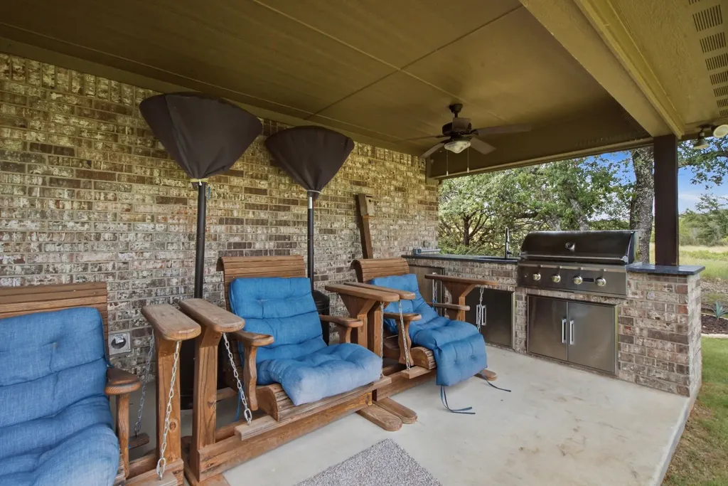 640 Sunfish Point Bluff Dale TX 76433