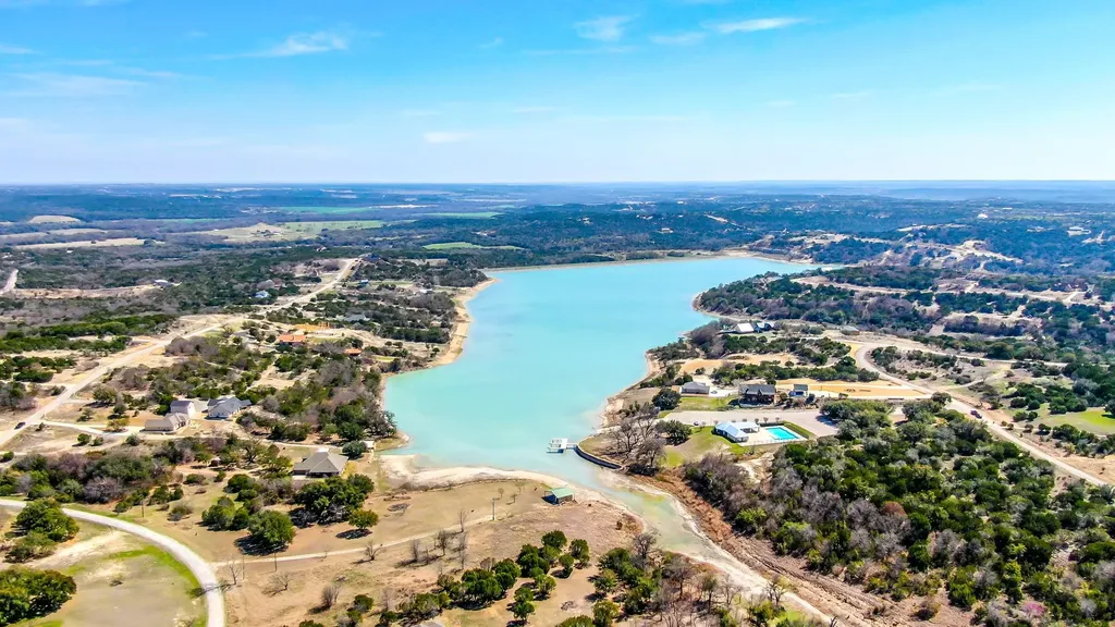 640 Sunfish Point Bluff Dale TX 76433