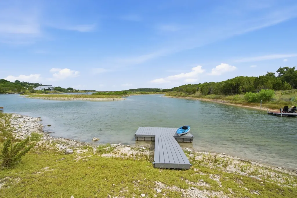 640 Sunfish Point Bluff Dale TX 76433