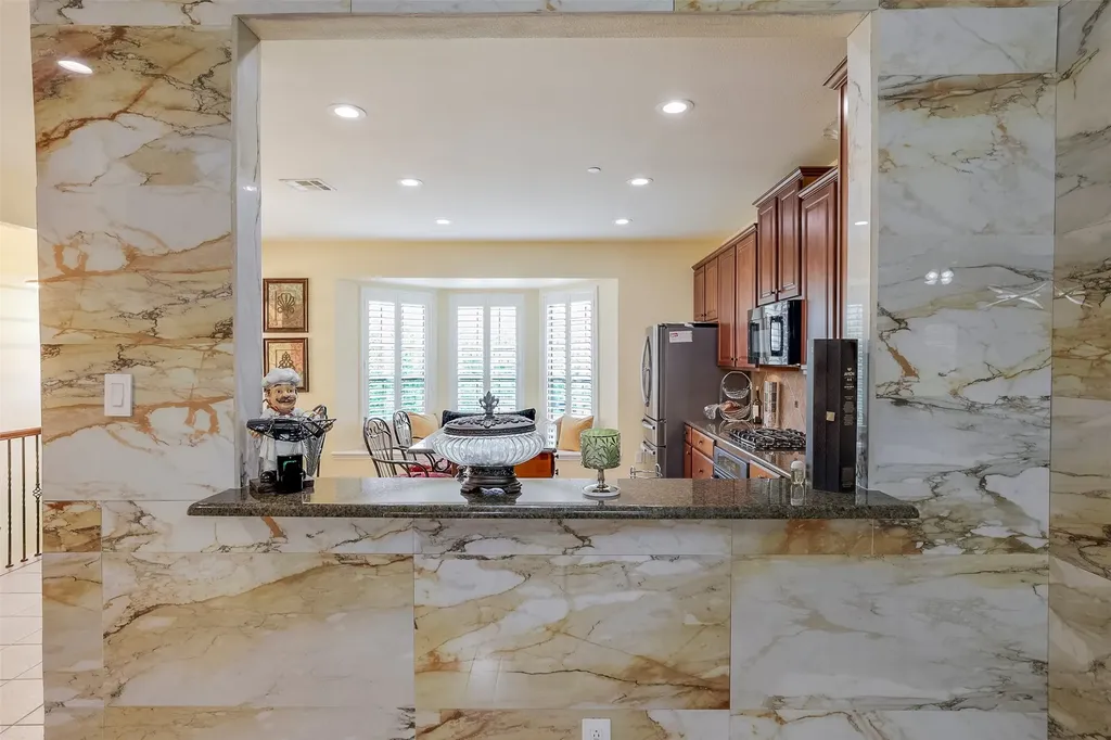 1429 Fox Run Drive Irving TX 75063