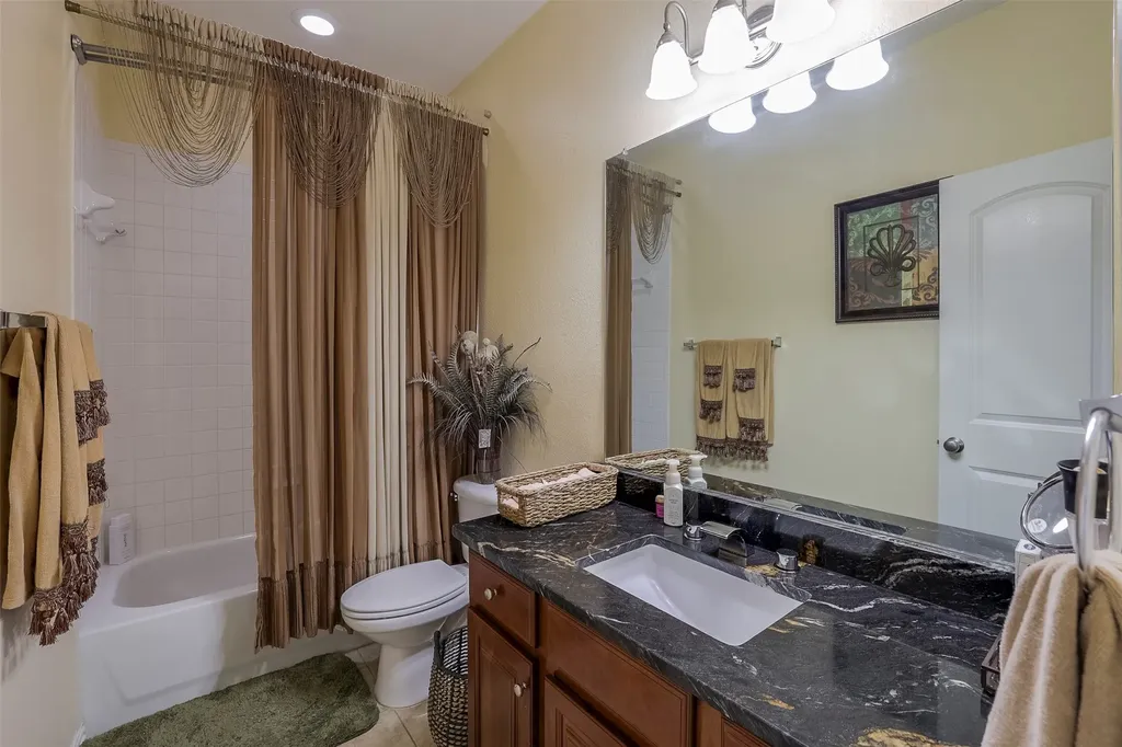 1429 Fox Run Drive Irving TX 75063