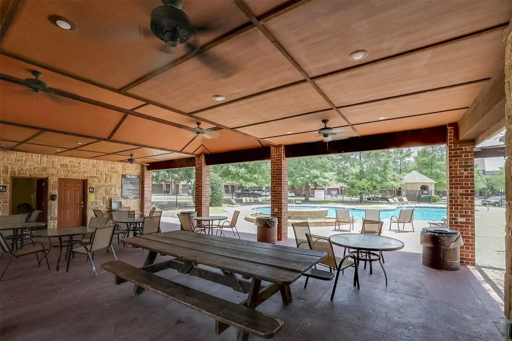 1429 Fox Run Drive Irving TX 75063