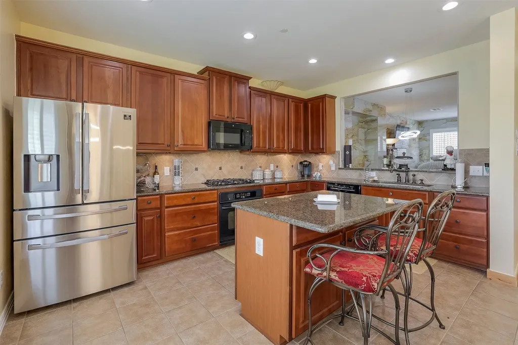 1429 Fox Run Drive Irving TX 75063