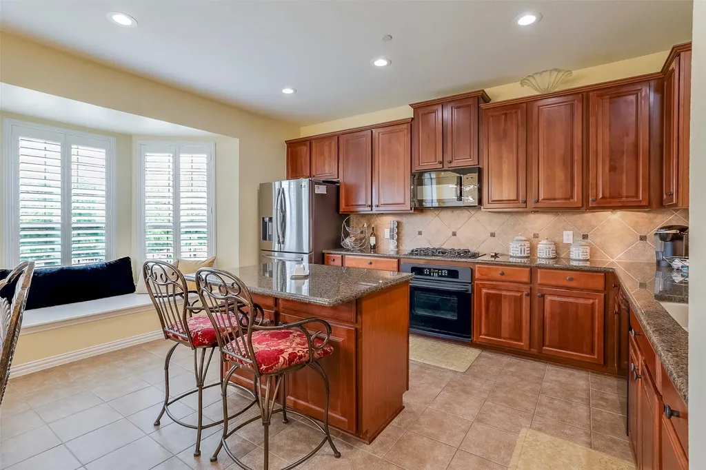 1429 Fox Run Drive Irving TX 75063