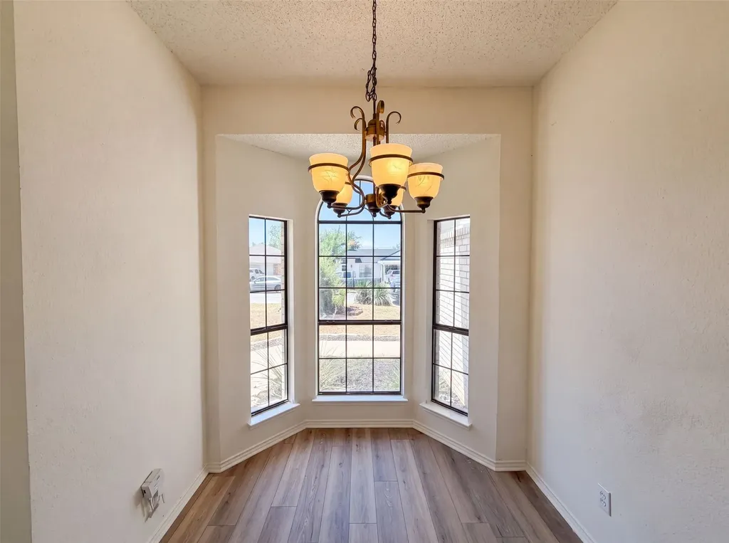 6612 Lakeside Drive Lake Worth TX 76135